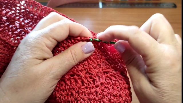 Очень простой узор крючком для сумки из рафии #вязаниекрючком #сумкакрючком смотреть онлайн