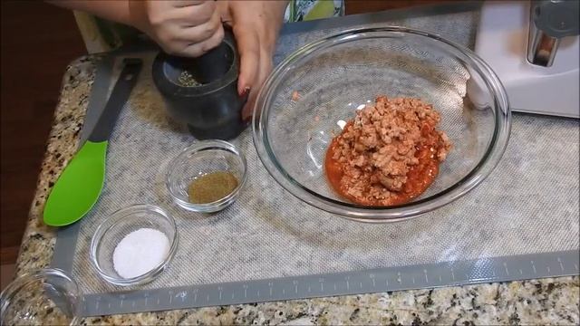 АДЖИКА ДОЛГОЖИТЕЛЕЙ. Грузинский соус для любимых мужчин. Простой рецепт. Sauce with nuts. смотреть онлайн