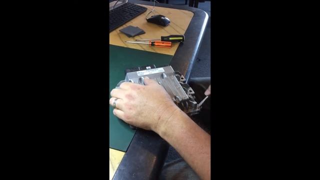 How to safely open the SID2089 Ford Ranger ECU 1080p смотреть онлайн