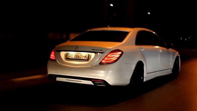 Тест драйв Mercedes Benz W222 'S63 AMG'  переделанного из W221