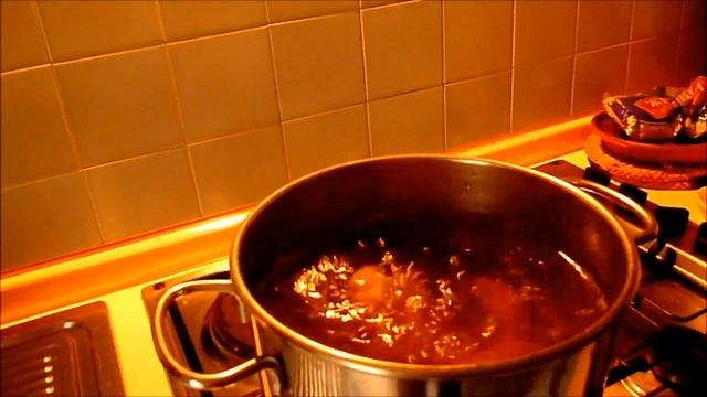 САЛАТ ИЗ ОСЬМИНОГА КАК ПРИГОТОВИТЬ ОСЬМИНОГА | Insalata di Polpo смотреть онлайн