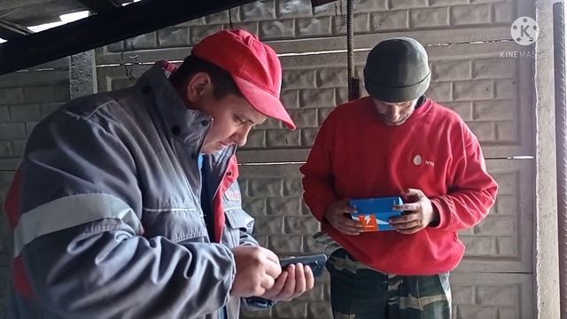 Подарили Николаю Телефон...ОН НАМ НЕ ВЕРИЛ смотреть онлайн