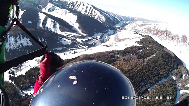 Вид на Каракол с параплана. смотреть онлайн