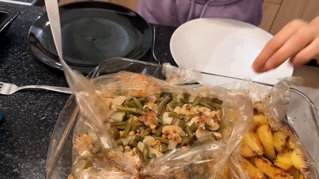 что я ем за неделю влог: готовим пп-роллы, овсяноблин / распаковка продуктов и честный разговор? смотреть онлайн