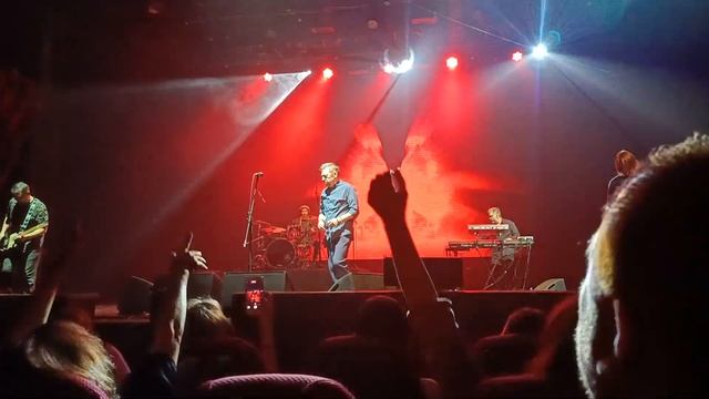 Танцы минус- Половинка (Live in Vladivostok, 16.09.2023) смотреть онлайн