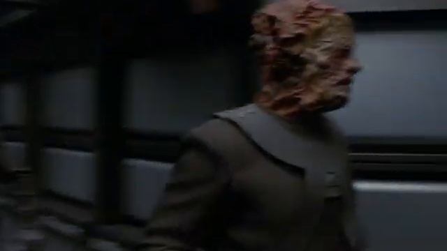 The Vidiians Attack USS Voyager Part I смотреть онлайн