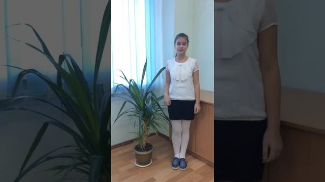 Страна читающая- Климова Мария читает произведение «Ворона и лисица» И. А. Крылова смотреть онлайн