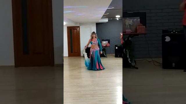 Попова Виктория шоу номер на первом дне рождения клуба социального танца EnAMORados 2019г смотреть онлайн