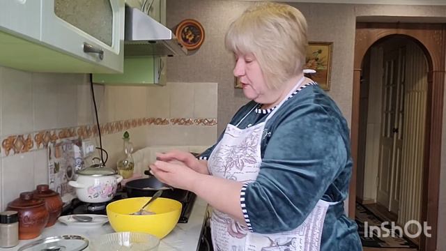 Морковь по корейский. Котлеты. Компот. Тонкие блины. смотреть онлайн