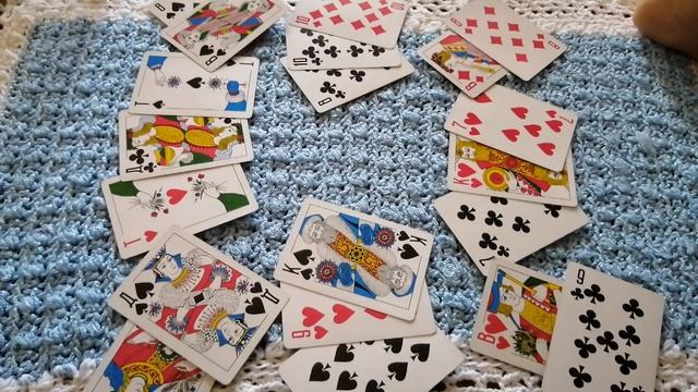 Что у него на сердце. Гадание на игральных картах. смотреть онлайн