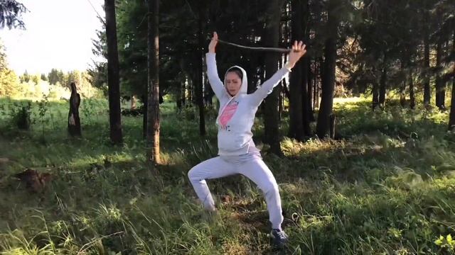 Тренировка с акцентом на ягодицы, бедра, мышцы спины и баланс смотреть онлайн