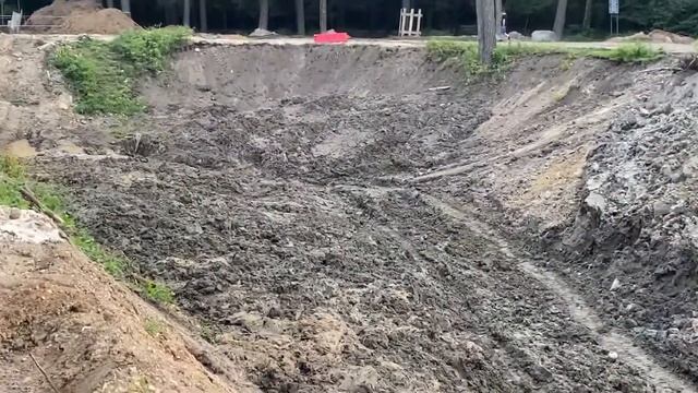 Реабилитация парка Кусково. Канал Дворцового пруда. 31 июля 2022. смотреть онлайн