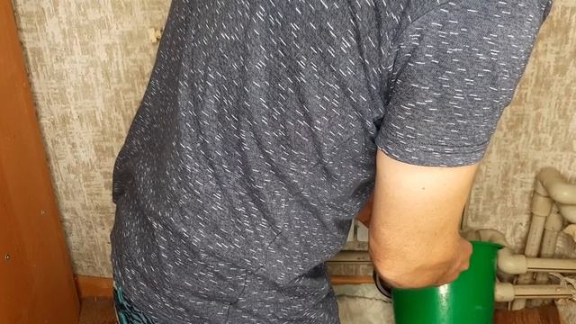 Половина Батареи Холодная. Что делать? Простая причина. смотреть онлайн