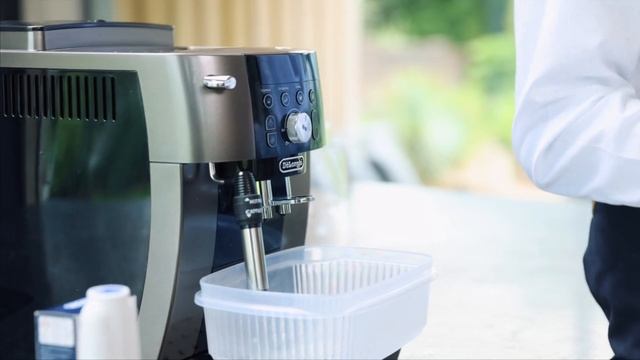 How to descale your De'Longhi Magnifica S Smart смотреть онлайн