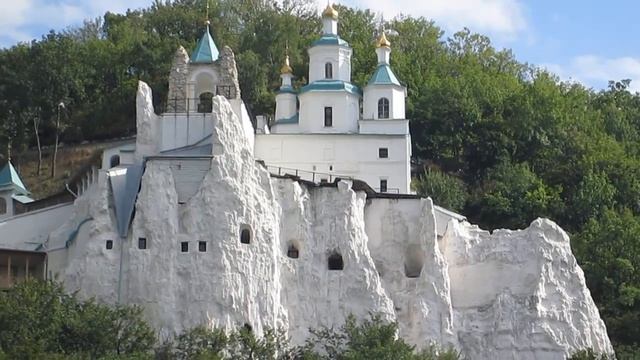 СВЯТОГОРСКАЯ ЛАВРА (видео МЕЛОВЫЕ ПЕЩЕРЫ СВЯТОГОРСК) смотреть онлайн