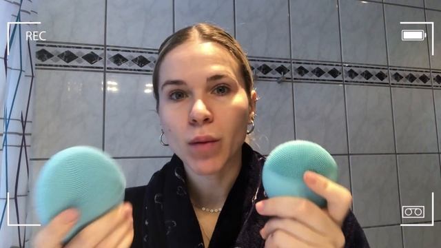 FOREO LUNA 3 VS FOREO LUNA MINI 3 Similarities, Differences, Pros And Cons