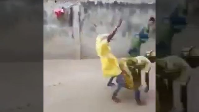 ДЕВОЧКИ !!! В следующую пятницу ВСЕ идем на дискотеку..... ??? смотреть онлайн