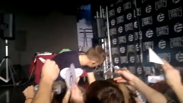Dub FX Moscow (Tuning Hall) 26/11/2011 автографы!!!