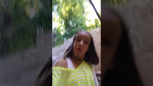 мы заперты на болконе смотреть онлайн