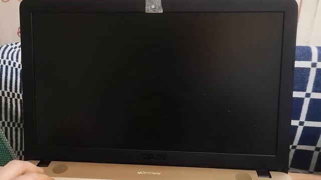 Ноутбук Asus D541N установка Windows 10 в режиме UEFI смотреть онлайн