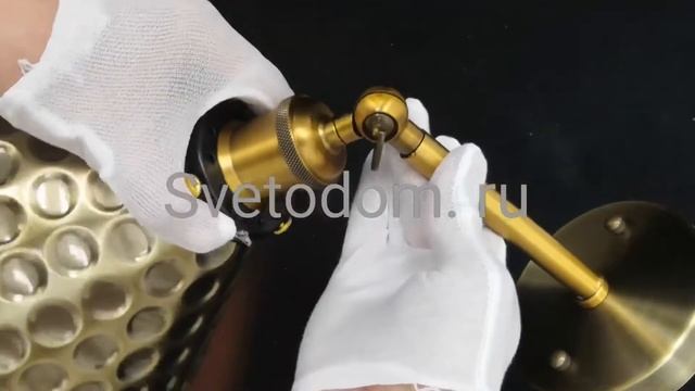 Светильник бра стиля лофт G71049/1wAB с регулировкой угла наклона смотреть онлайн