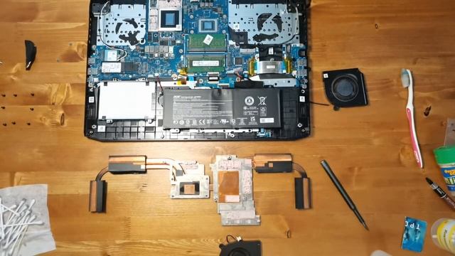 Ноутбук Acer замена термопасты смотреть онлайн