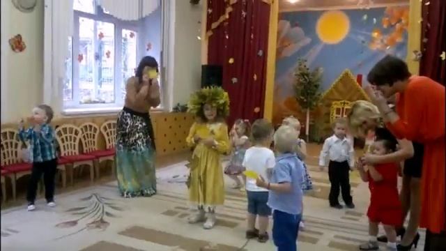 Осенний праздник в группе кратковременного пребывания смотреть онлайн