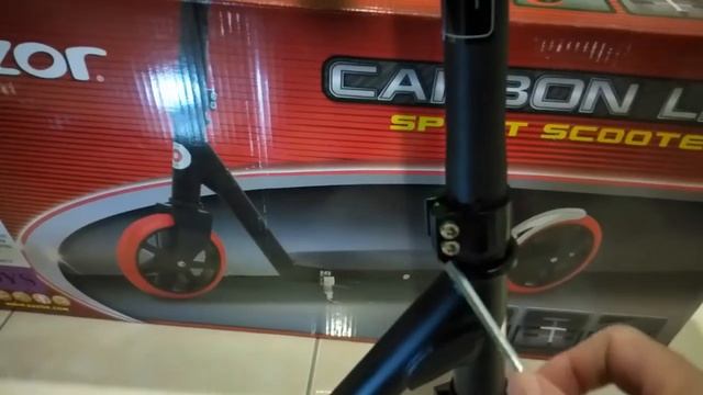 How To Set Up RAZOR CARBON LUX Scooter смотреть онлайн
