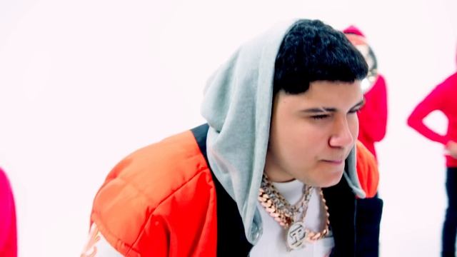 ANKHAL - AY BABY (OFFICIAL MUSIC VIDEO) смотреть онлайн