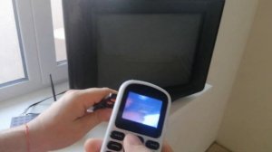 Телевизор не реагирует на пульт ДУ.  Поможет мобильный телефон.