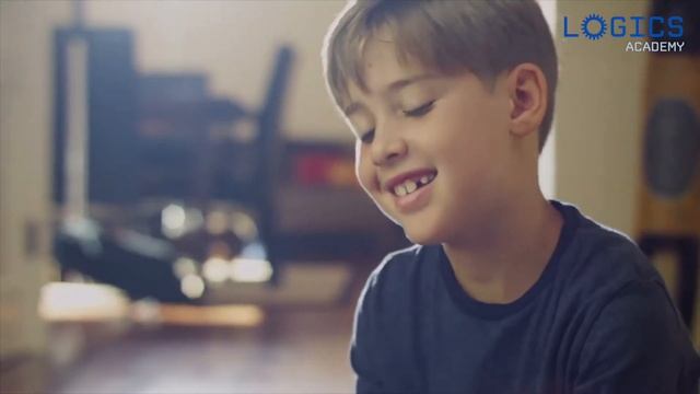 Products - Dash & Dot смотреть онлайн
