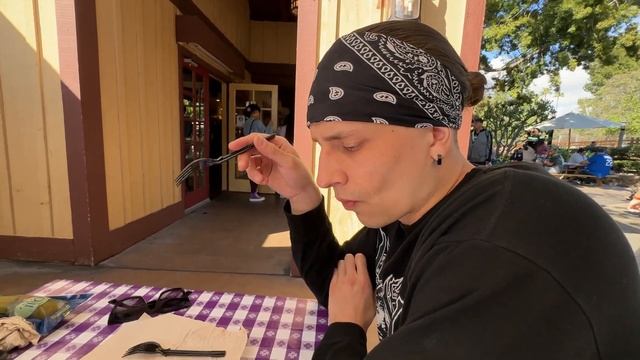 Knott’s Boysenberry Festival 2023! Trying More Food, Having Fun & More! смотреть онлайн