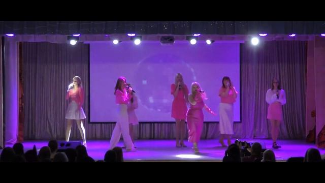 Dance the Night смотреть онлайн