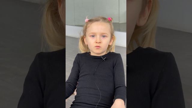 Что Дед Мороз делает летом?🎅🏻Самая необычная елочная игрушка🎄Кто родители Снегурочки?❄️