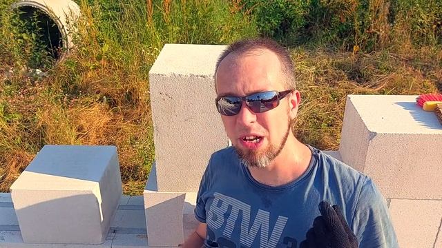 Кладка газоблока на клей пену и немного стильных домиков смотреть онлайн