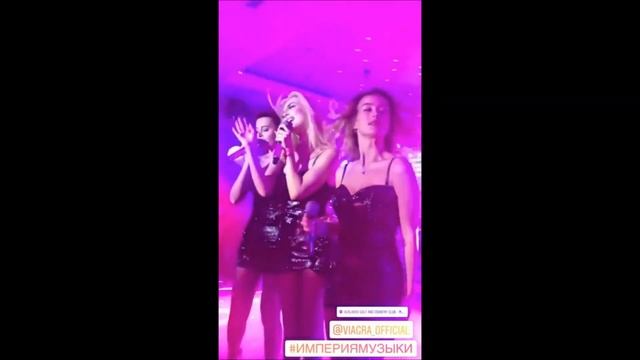 Новый состав ВИА ГРЫ - Ульяна Синецкая, Эрика Герцег, Ольга Меганская (Первое выступление)