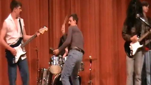 Cowbell Skit - Walter Panas HS talent show '07 смотреть онлайн