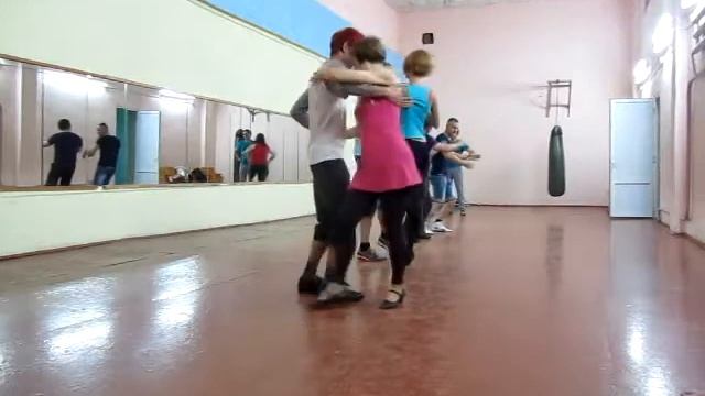 Кусочек занятия Zouk class in dance studio DancA 19 05 14 г. Гомель, Беларусь смотреть онлайн
