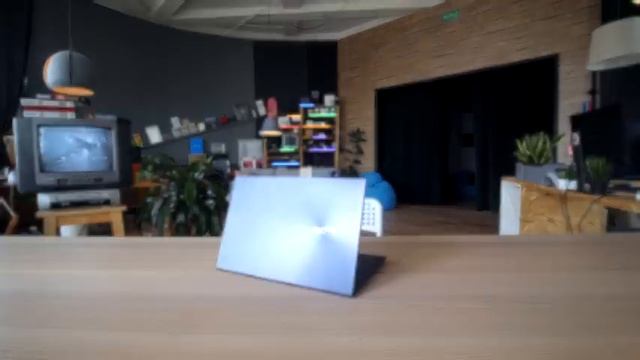 ОТЕЛЬ в пустыне: 13 домов на колесах! смотреть онлайн