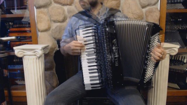 BELTSTUIIISL120BK - Black Beltuna Studio III Piano Accordion Slender LMM 41 120 $4999 смотреть онлайн
