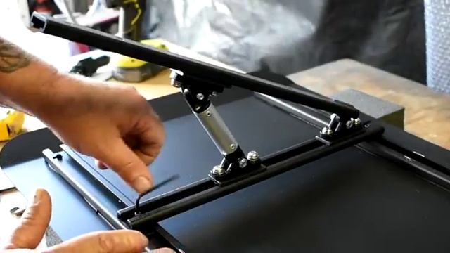 Stealth Deflector 1200R - Wind Deflector смотреть онлайн