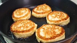 Творожные оладьи на кефире на завтрак. Cottage Cheese Fritters on kefir.