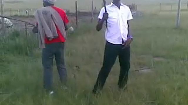 Mlungisi Mteza and Ntamo Mvano смотреть онлайн