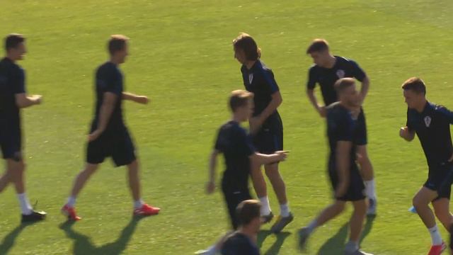 Konferencija za medije mlade reprezentacije pred utakmicu s Engleskom смотреть онлайн