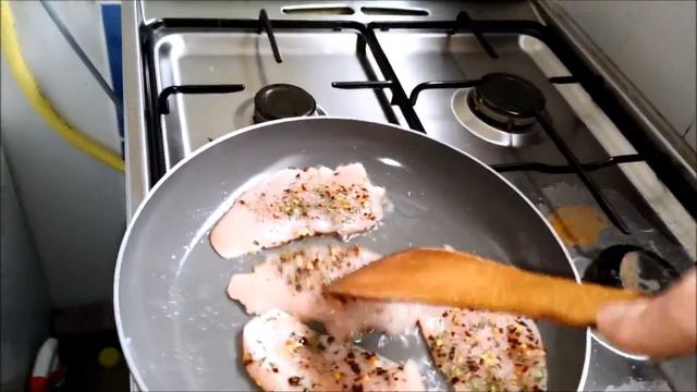 Csirkemell Rizibizivel смотреть онлайн