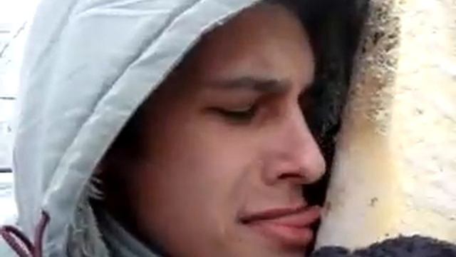 прикол прилип смотреть онлайн