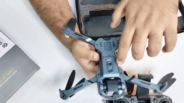 K818 MAX Foldable Toy Drone with HQ WIFI Camera Remote Control for Kids Quadcopter смотреть онлайн