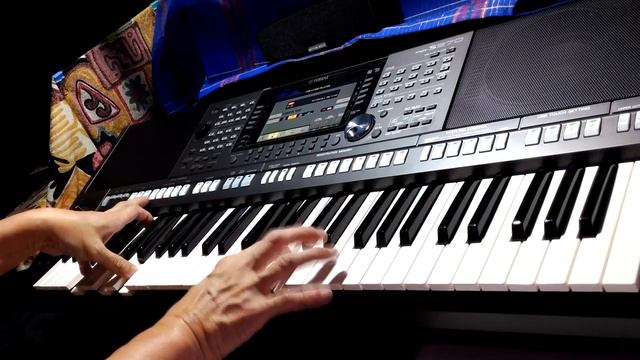 你儂我儂 Ni Nong Wo Nong played on Yamaha PSR-S970 by Holmes #110 смотреть онлайн