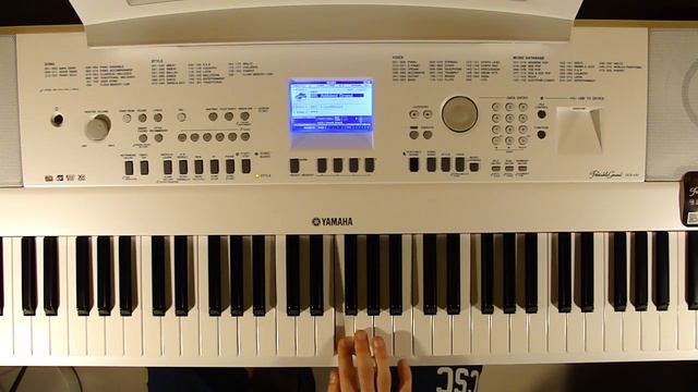 Arilena Ara - Nentori piano lesson #1 смотреть онлайн