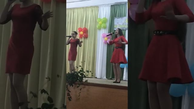 Дарья Баяндина и Елена Пономарь- Мир